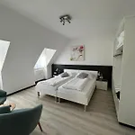 Gartenstadt Aparthotel 3*