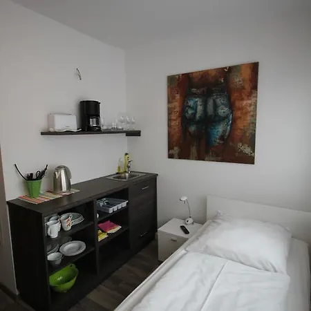 Aparthotel Gartenstadt 2*